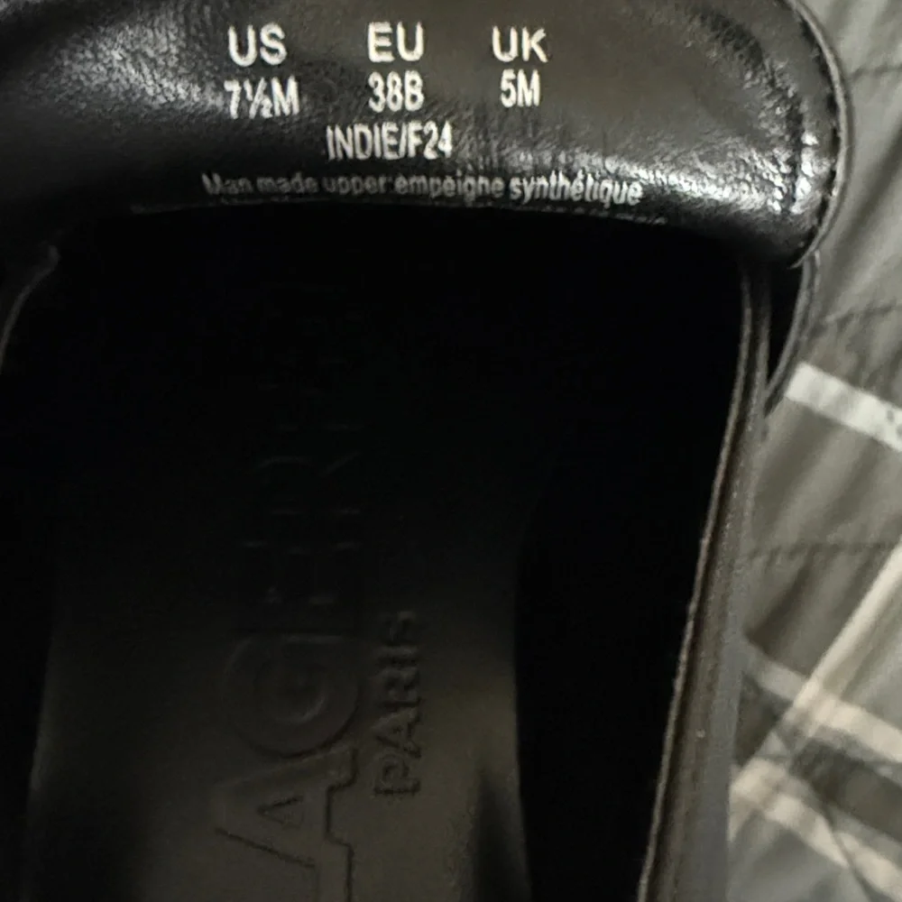 Karl Lagerfeld Black Loafers with Gold Tone Accents NWOB Sz 7.5